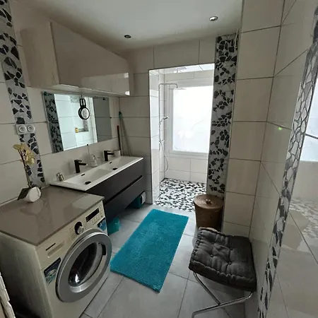 Charmant, Appartement, Parking Gratuit 아파트 *
